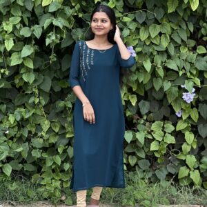 SIDE OPEN ONE SIDE HANDWORK KURTIS-1011