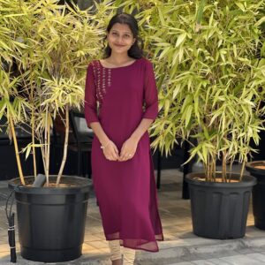 SIDE OPEN ONE SIDE HANDWORK KURTIS-1009